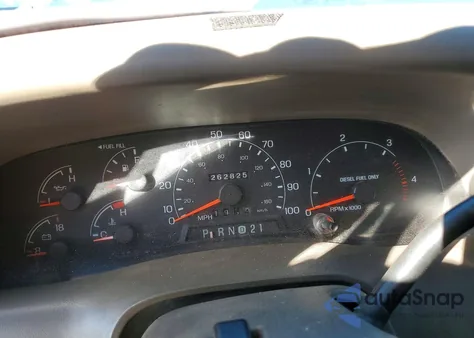 2001 Ford F250 Super Duty z USA, uszkodzony, nr VIN 1FTNX21F81EB09519